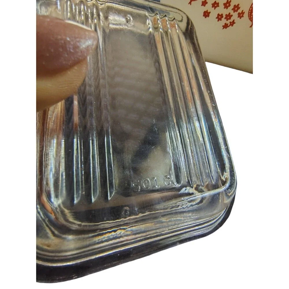 Pyrex ***small chip